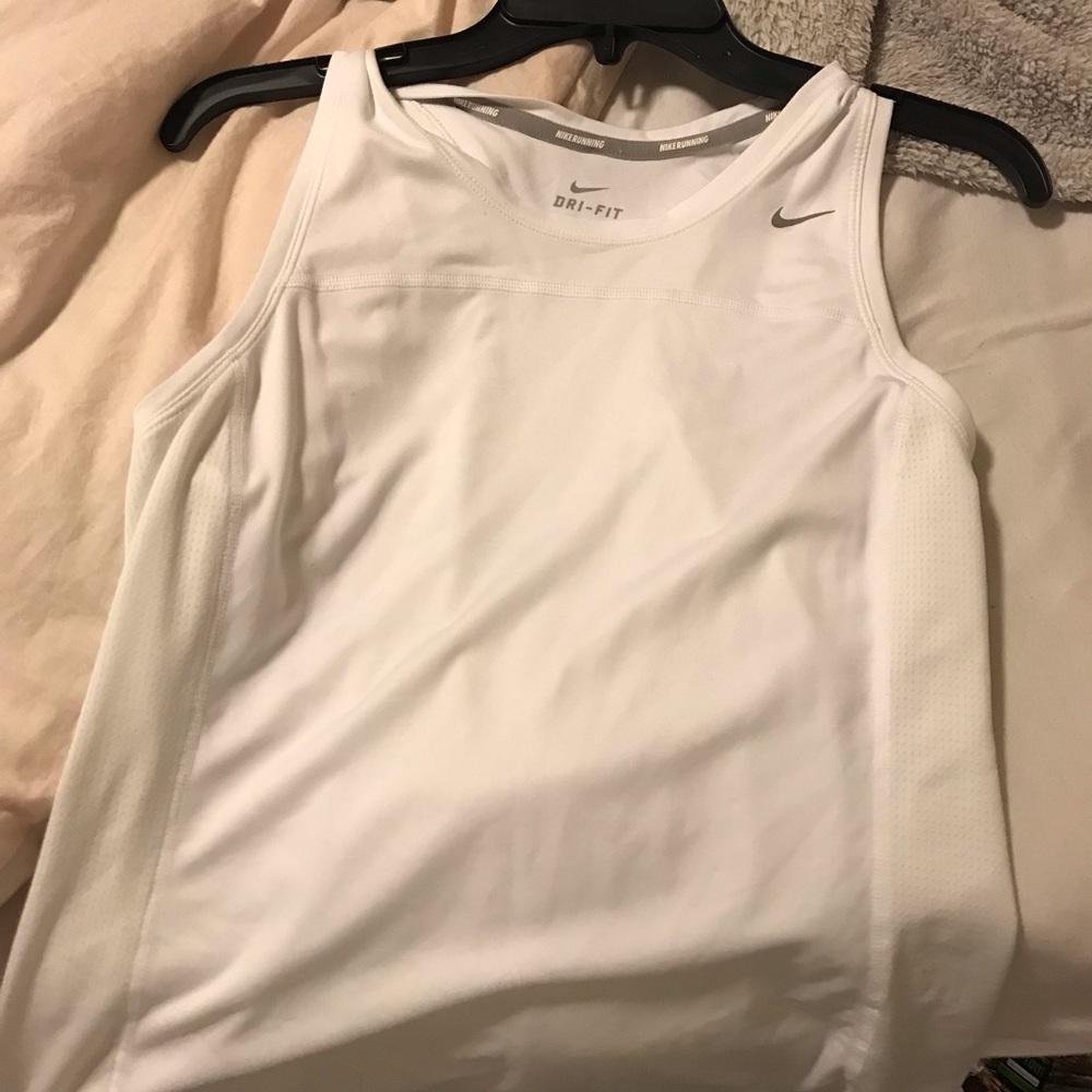 Nike tank